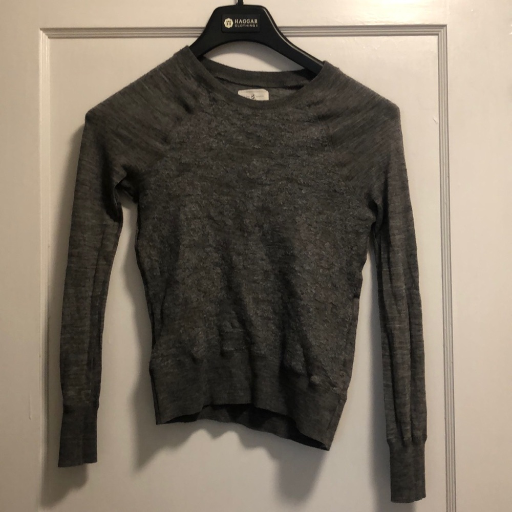 Lou and Grey light weight sweater